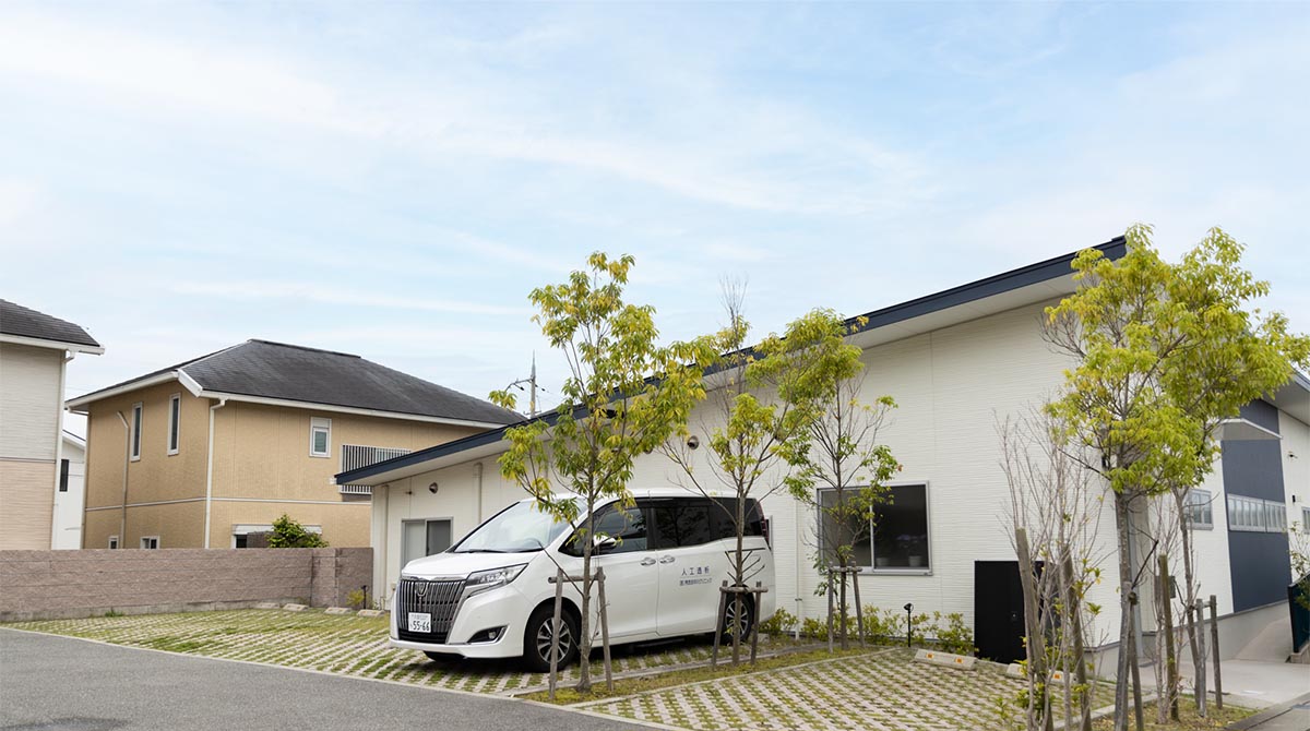 中川クリニックしんまち診療所の駐車場